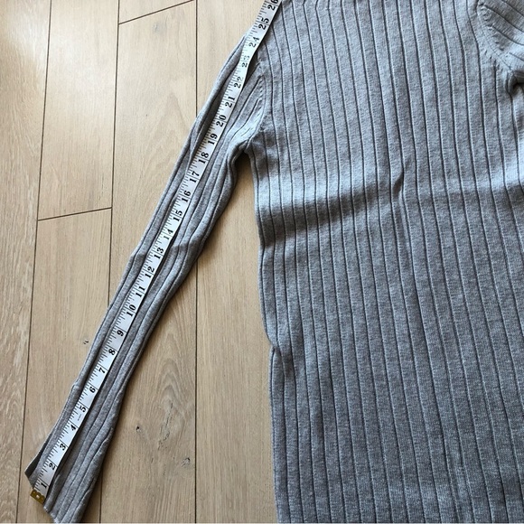 Aritzia Wilfred Merino Wool Bloy Sweater in Light Grey Size XXS - Picture 5 of 12